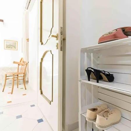 게스트하우스 Four 칼로포테